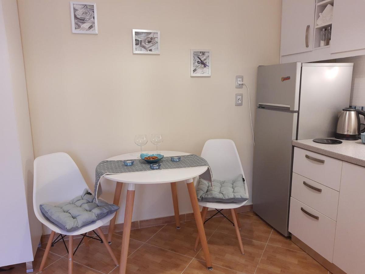Elen Apartment - Adults Only Orikum Bagian luar foto