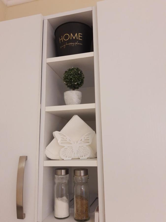 Elen Apartment - Adults Only Orikum Bagian luar foto