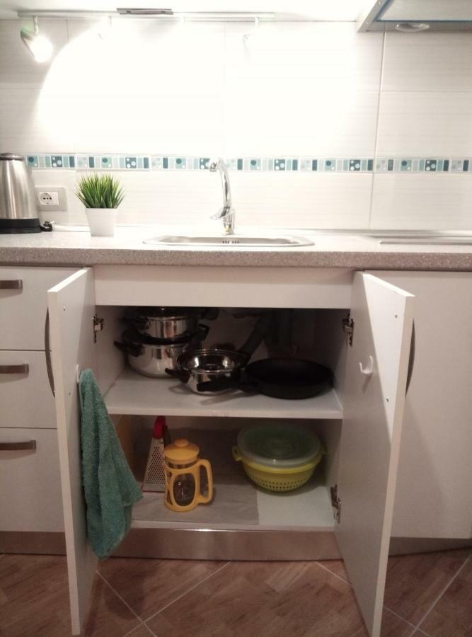 Elen Apartment - Adults Only Orikum Bagian luar foto