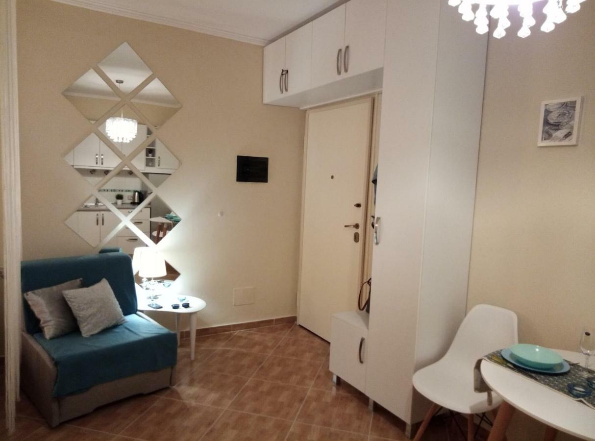 Elen Apartment - Adults Only Orikum Bagian luar foto
