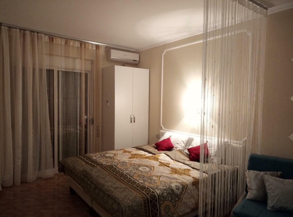 Elen Apartment - Adults Only Orikum Bagian luar foto